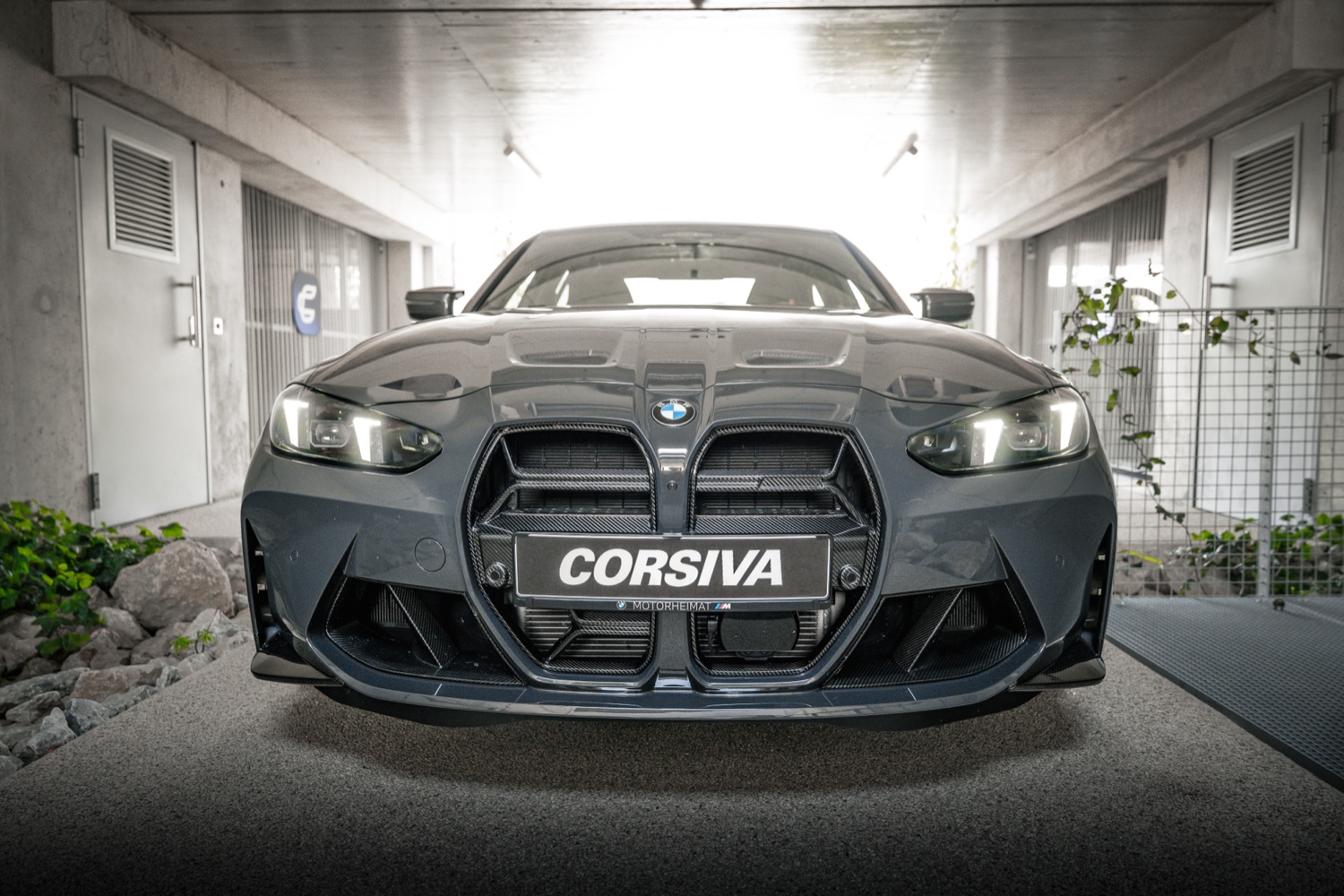 BMW M3 Competition Corsiva de face